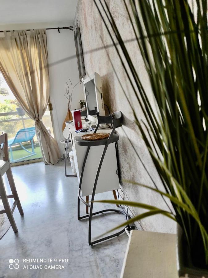 Apartamento Luxurious In 450m From Sea With Terrace And Air Conditioning And Private Parking *
